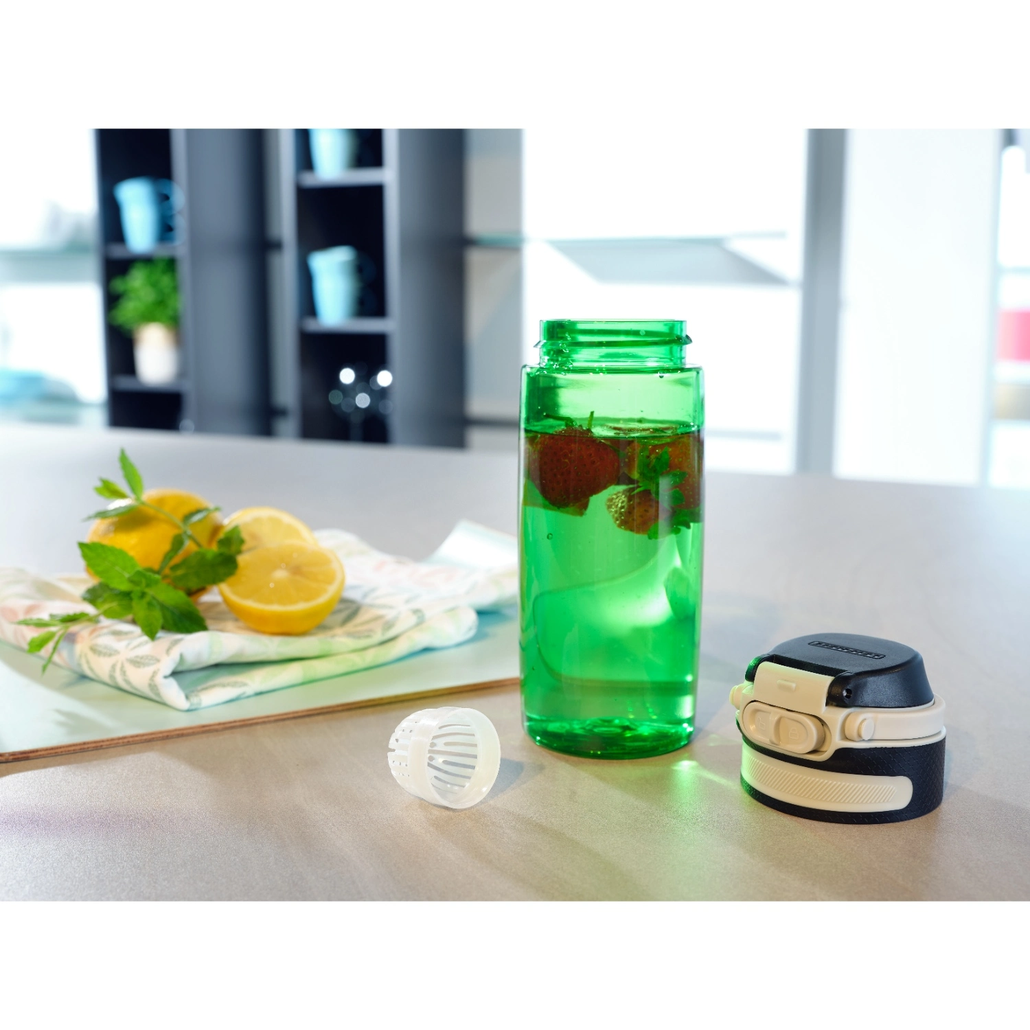 Leifheit 3267 Tritan Bottle Flip 550 ML Groen 2 Leifheit 3267 Tritan Bottle Flip 550 ML Groen - Afbeelding 2