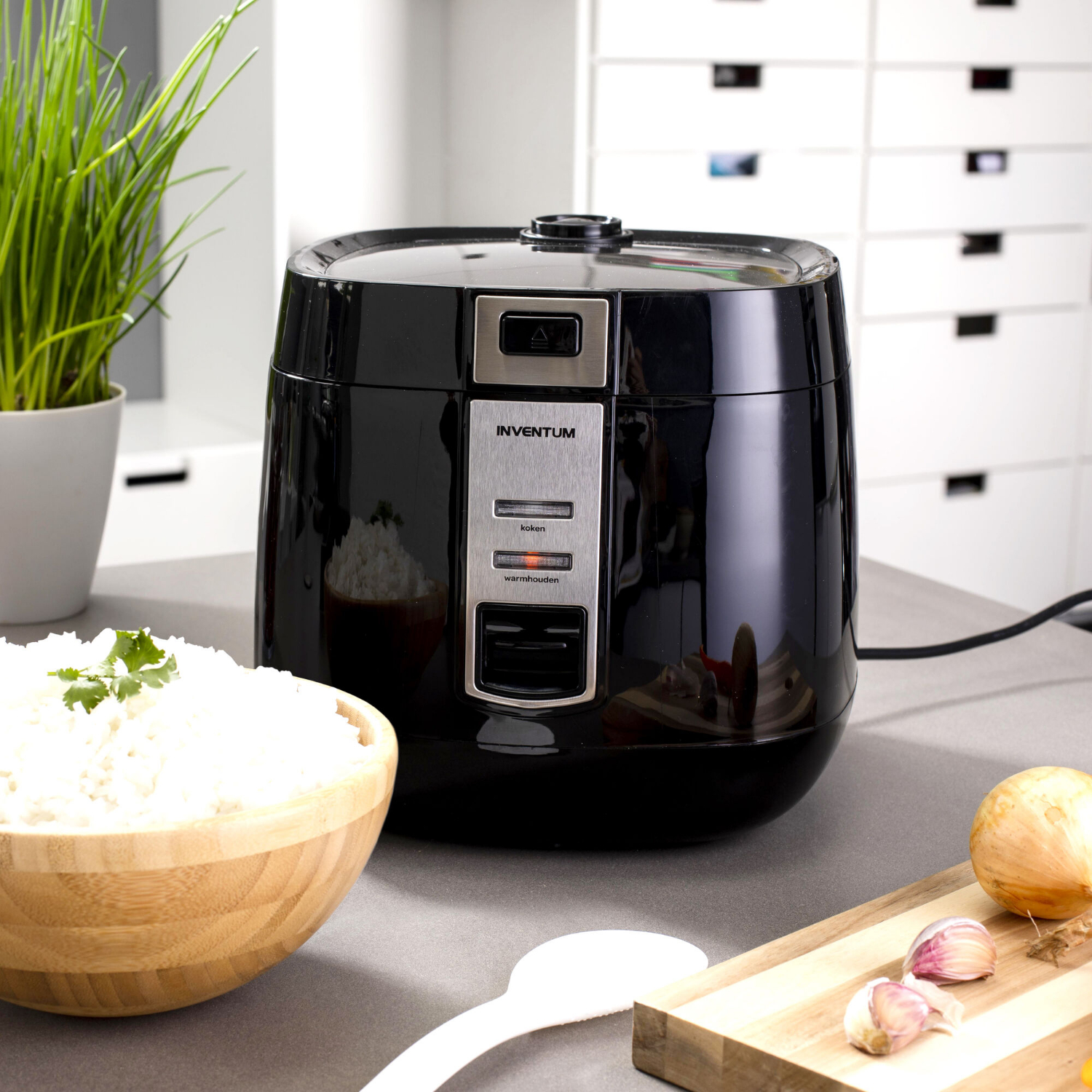 Inventum Rijstkoker RK140ZW 1,4 L Stoom Acc Zwart 2 Inventum Rijstkoker RK140ZW 1,4 L Stoom Acc Zwart - Afbeelding 2